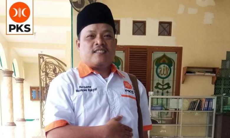 Mantan Aktivis Mahasiswa Kaget dan Gemetar Dibacakan SK