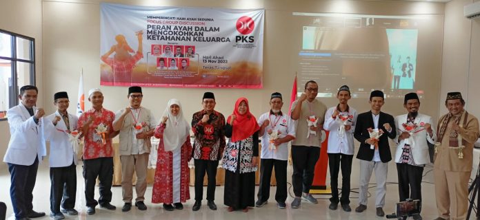 Peringati Hari Ayah Nasional, BPKK PKS Banten Gelar FGD Peran Ayah